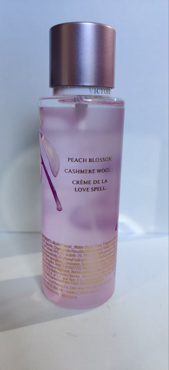 LOVE SPELL LA CRÈME