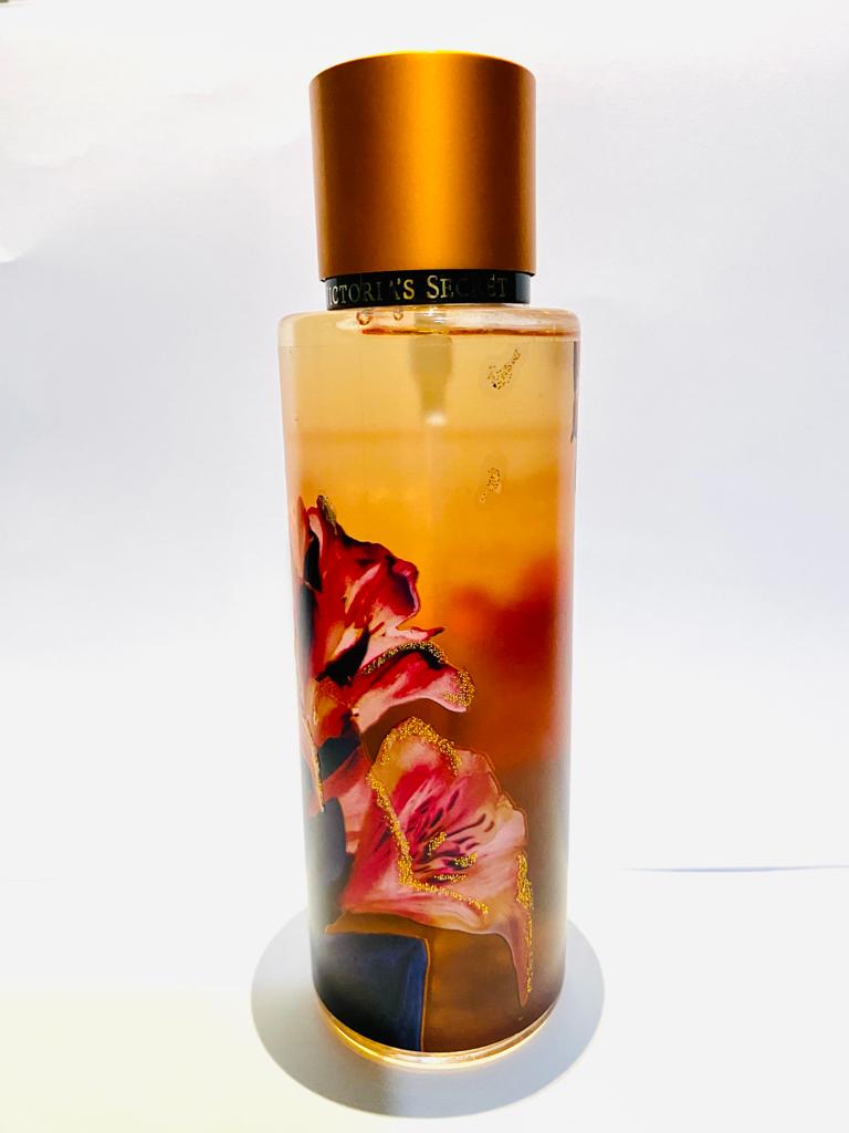 MIDNIGHT FLEUR